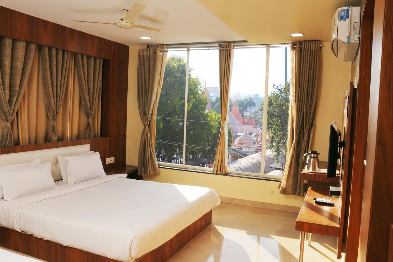 Hotel Shikhar Darshan Ujjain Dış mekan fotoğraf