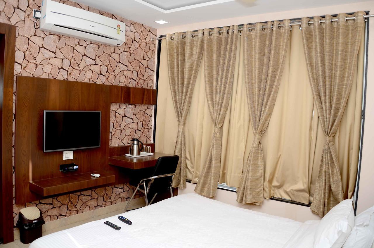 Hotel Shikhar Darshan Ujjain Dış mekan fotoğraf