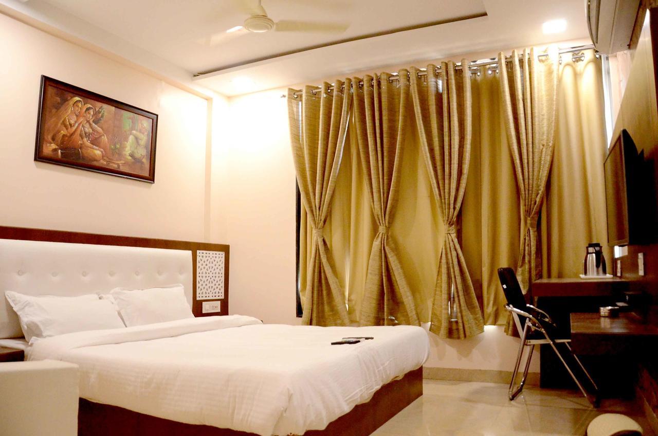 Hotel Shikhar Darshan Ujjain Dış mekan fotoğraf